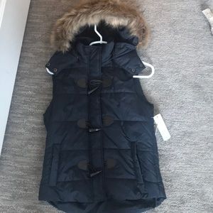 Hooded Puffy vest